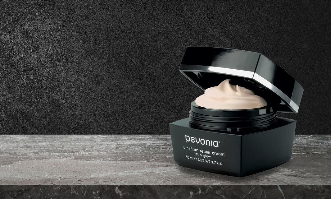 The award-winning cream for instant firming and brightening