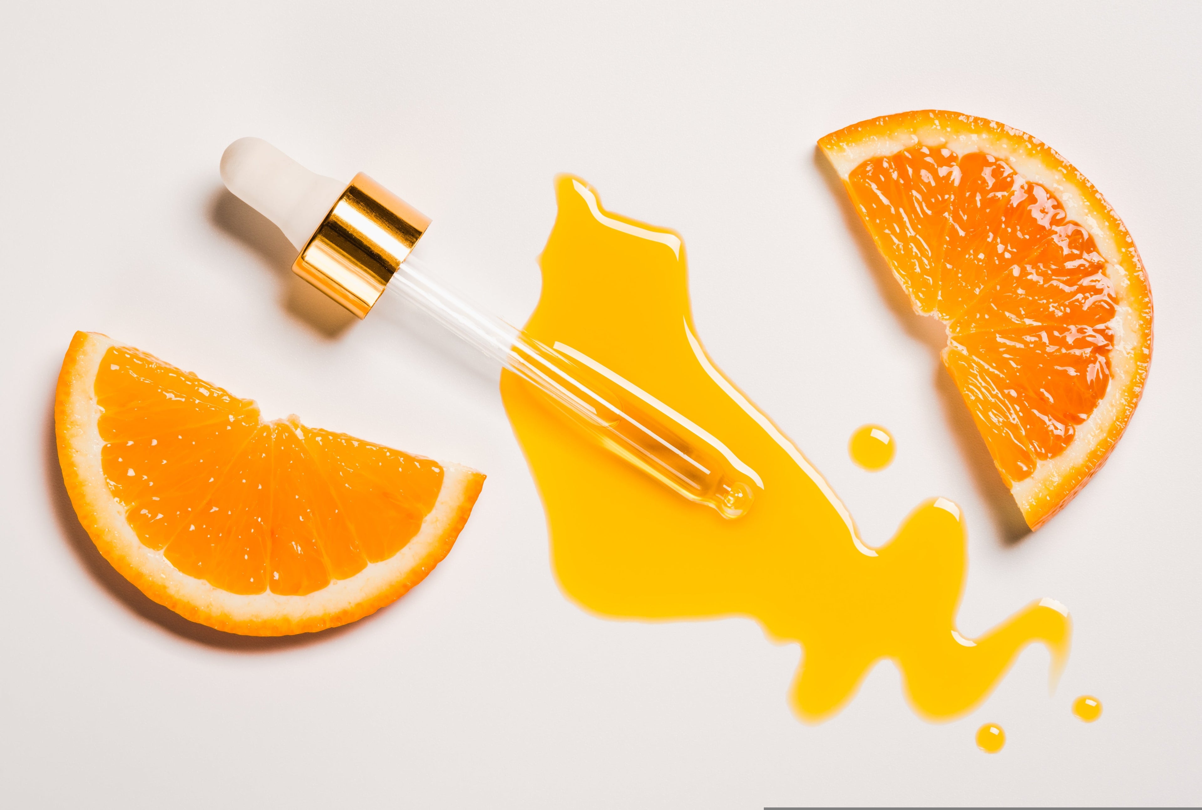 What does Vitamin C do for the skin? 6 benefits