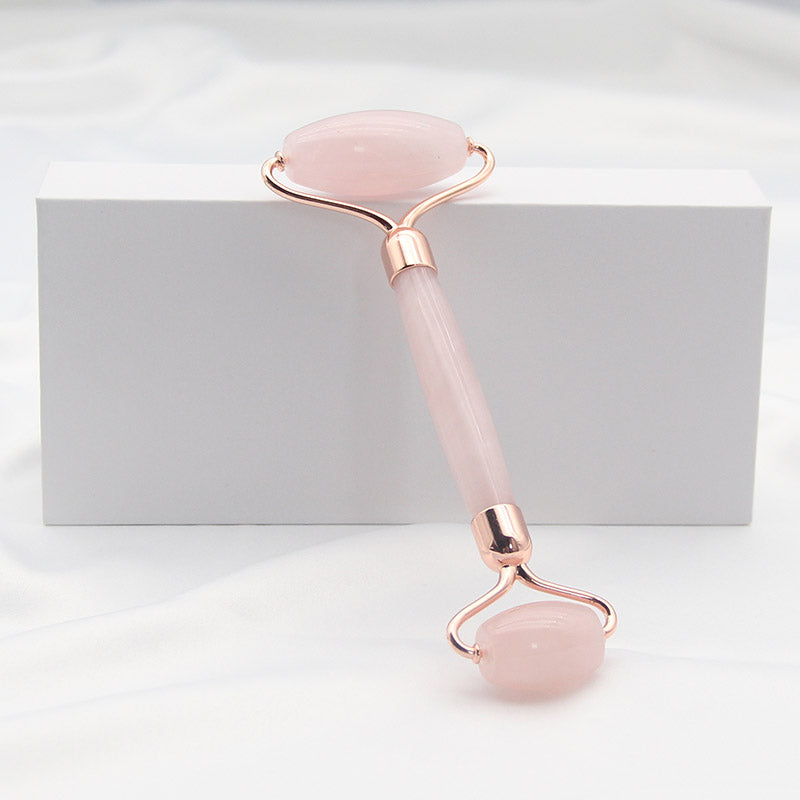 BC BC Rose Quartz Facial Roller.