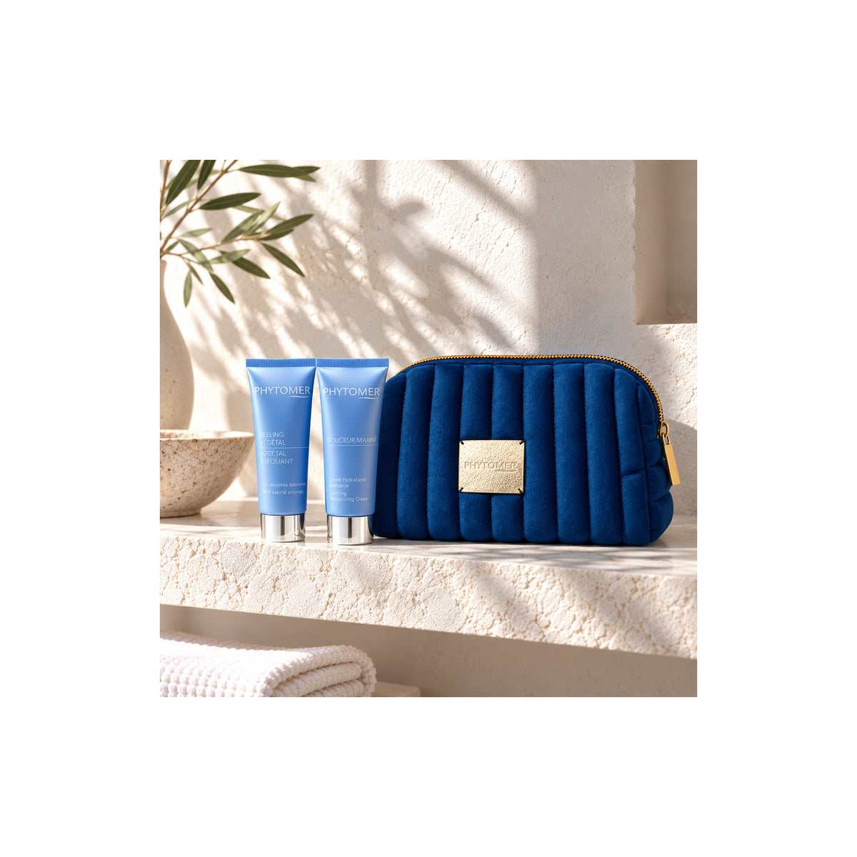 PHYTOMER Douceur Marine Ritual Gift Set — Phytomer Douceur Marine Gift Set - Spa shelf