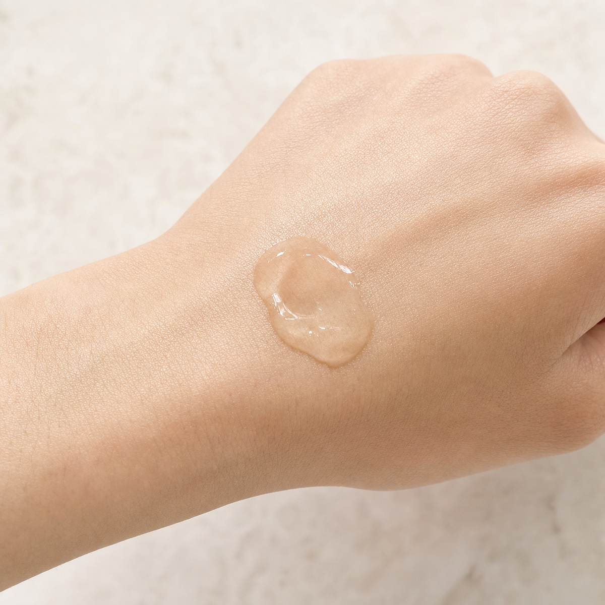 Medicalia Silico Lipid Serum 15ml clear gel consistency for sensitive post-procedure skin and scar care